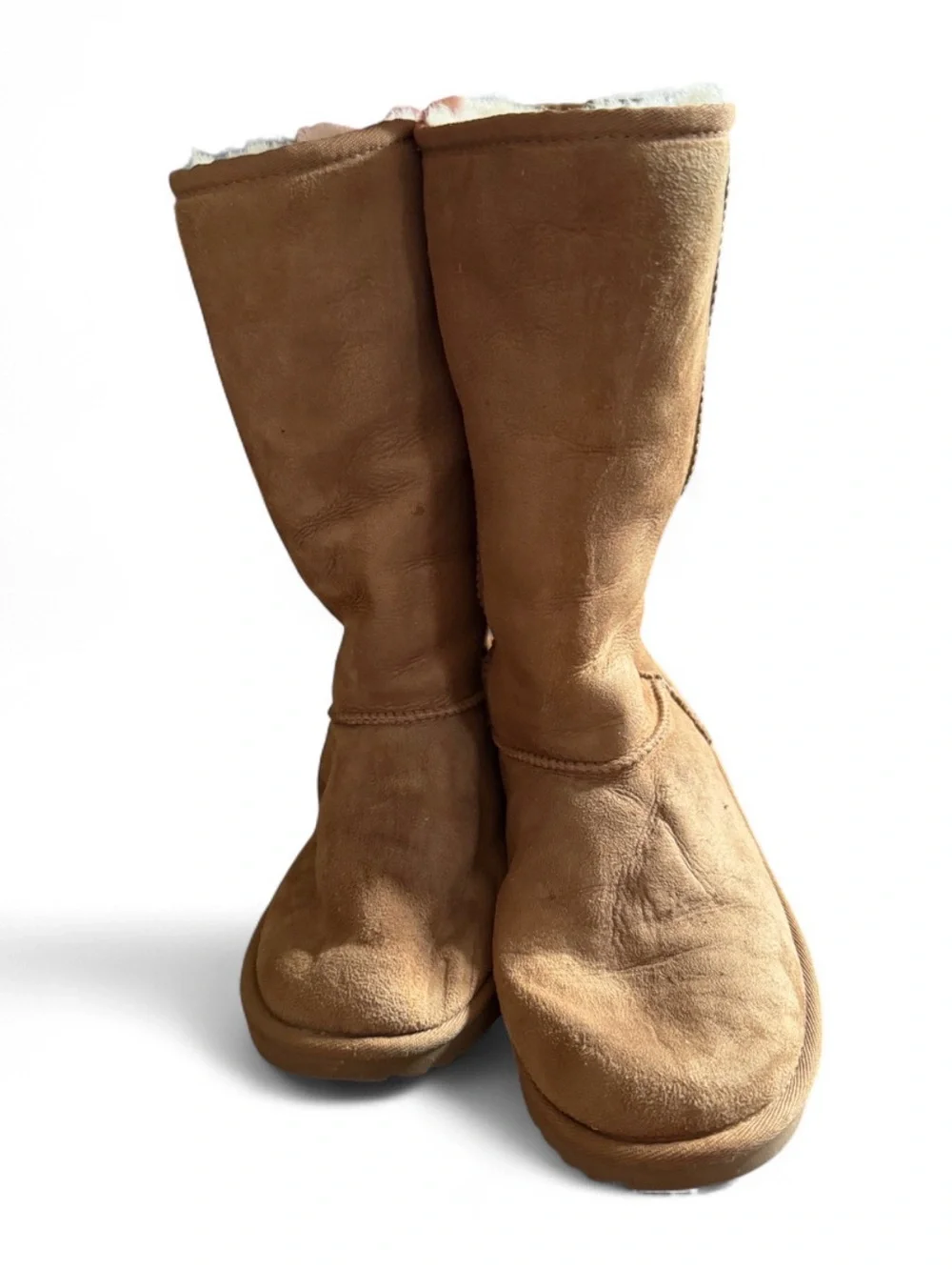 UGG Classic Short II Chestnut Sheepskin Boots Women’s Size 5 EU 35